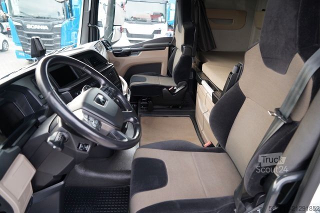 Camion jumbo MAN TGX 26.480 / ZESTAW TANDEM 120 M3 / PRZEJAZDOWY