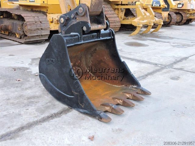 Chain excavator CATERPILLAR 320GC