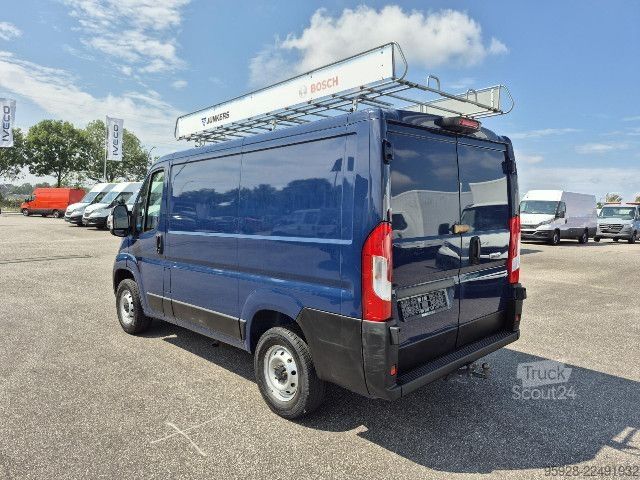 Furgão de painéis Fiat Ducato 120 L1H1