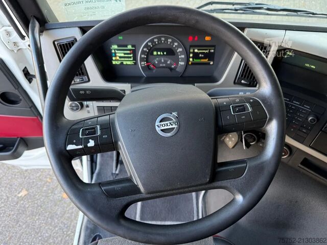 Standard-SZM Volvo FM 330 Slaapcabine Side skirts NL Truck