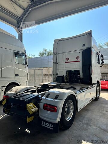 Trattore stradale standard DAF XF 530 FT SSC EURO 6D Full+ pelle