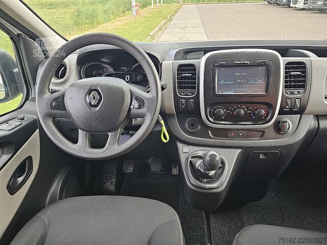 Stationvogn med højt tag RENAULT TRAFIC 1.6 DCI