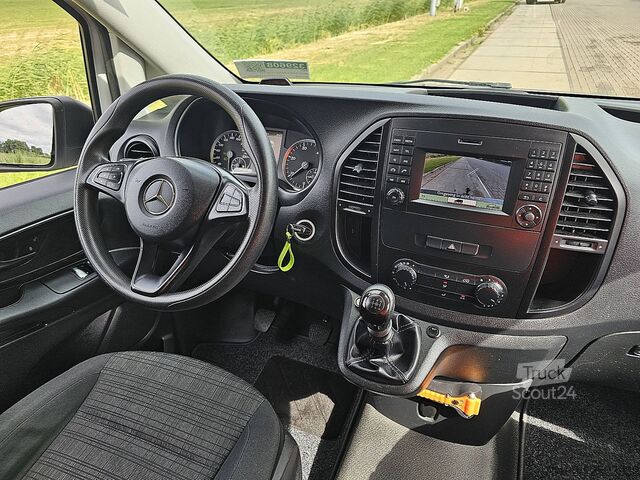 Carrinha de tejadilho alto MERCEDES-BENZ VITO 111