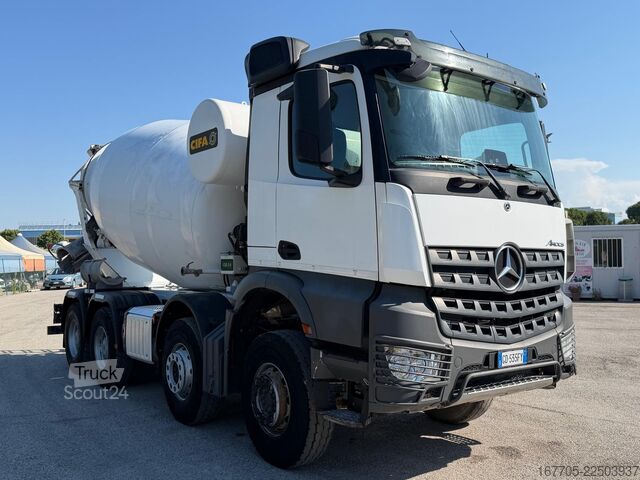 Camion malaxeur à béton Mercedes-Benz Arocs 4145