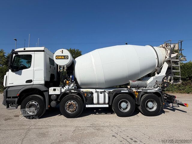 Camion malaxeur à béton Mercedes-Benz Arocs 4145