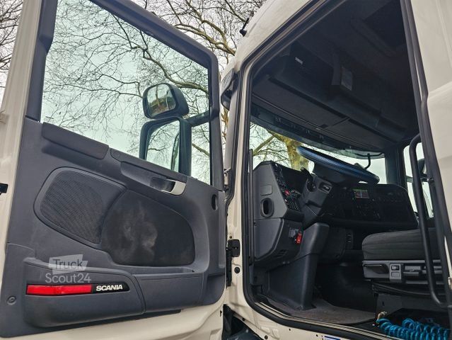 Tractor estándar SCANIA R4140 Highline