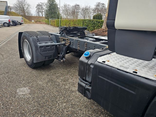 Tractor estándar SCANIA R4140 Highline