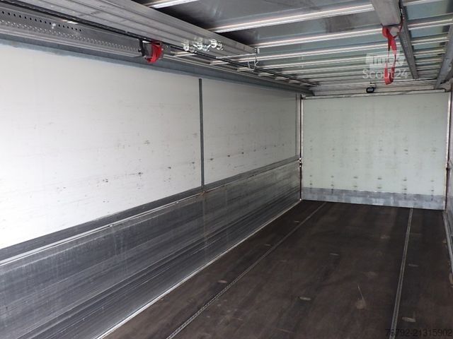 Içecek kamyonu SCANIA P 280 B Getränkeko. 7,3m/Lasi/LBW/2xAHK/Vollluft