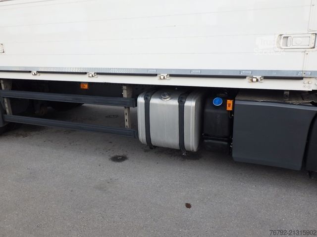 Içecek kamyonu SCANIA P 280 B Getränkeko. 7,3m/Lasi/LBW/2xAHK/Vollluft