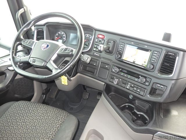 Içecek kamyonu SCANIA P 280 B Getränkeko. 7,3m/Lasi/LBW/2xAHK/Vollluft