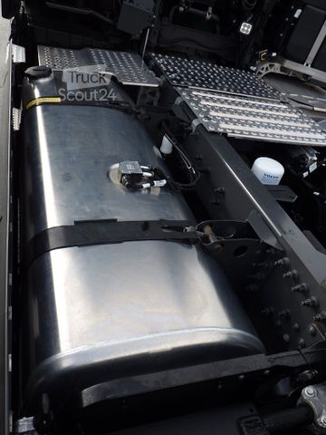Standard SZM VOLVO FH460 TC Globe-XL/VEB/Safety/2xTank/Alcoa/226tkm