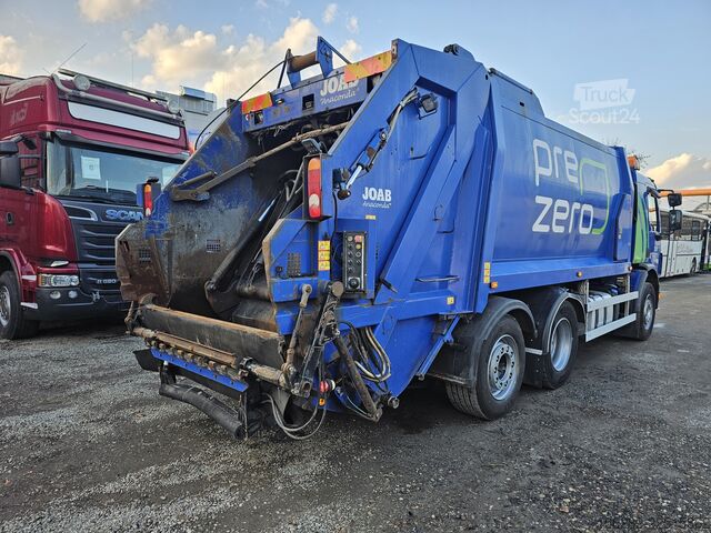 απορριμματοφόρο VOLVO FE-320 6x2 Lift/Lenk Luft/Luft JOAB Anac