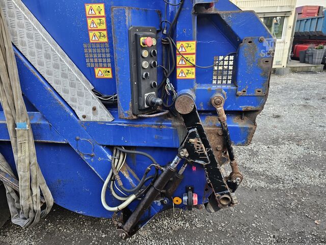 απορριμματοφόρο VOLVO FE-320 6x2 Lift/Lenk Luft/Luft JOAB Anac