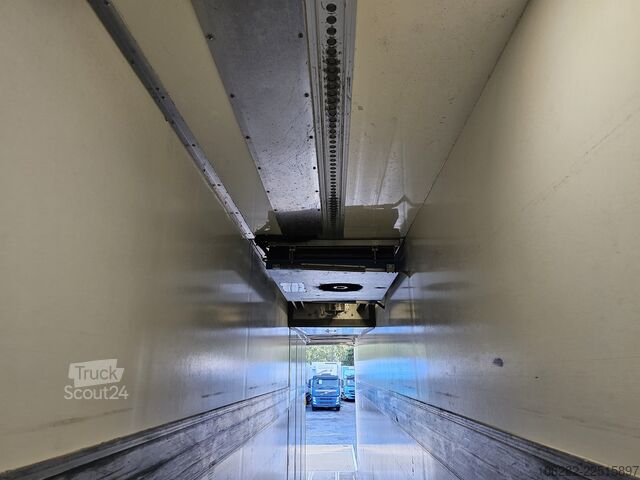 Lastebil med kjøleboks VOLVO FM330 6x2 FRIGOBLOCK Multizone Lenk u. L