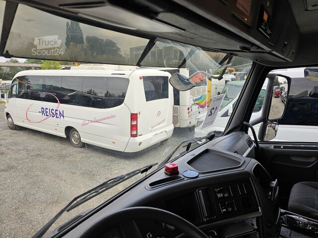 Rashladni kamion Volvo FM330 Multizone Lenk u. Kühlkoffer