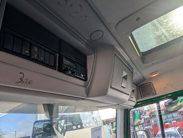 LKW mit Kofferaufbau Volvo FL-280 4x2 16Tons EURO5 Portaltüren