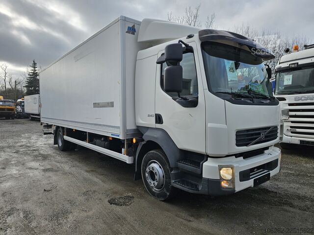 LKW mit Kofferaufbau Volvo FL240 4x2 Ladeborwand