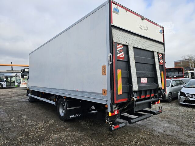 Sejari Kraftfahrzeuge GmbH Sejari Kraftfahrzeuge GmbH Sejari Kraftfahrzeuge GmbH