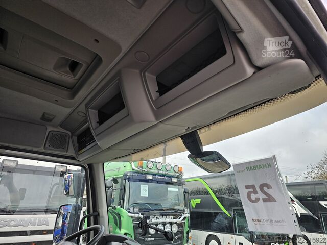 LKW mit Kofferaufbau Volvo FL240 4x2 Ladeborwand