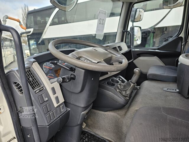 Kutu kamyonu Volvo FL 240 4x2 14Tons Hebebühne Blatt/Luft