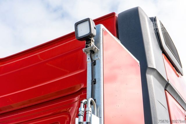 Camion porte-voitures MERCEDES-BENZ Actros mit Anhänger für 6 PKW