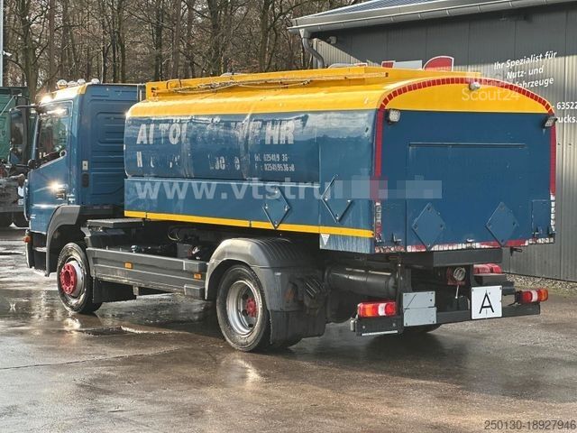 Tankbil MERCEDES-BENZ Atego 1221L 4x2 2.Kammer Tankaufbau