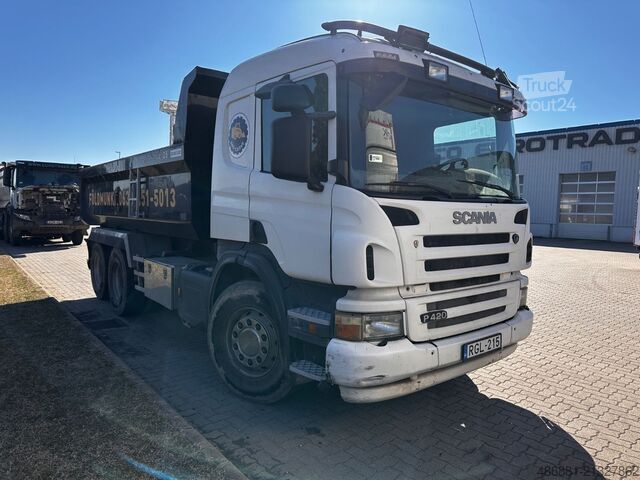 Autocarro con cassone ribaltab Scania P420
