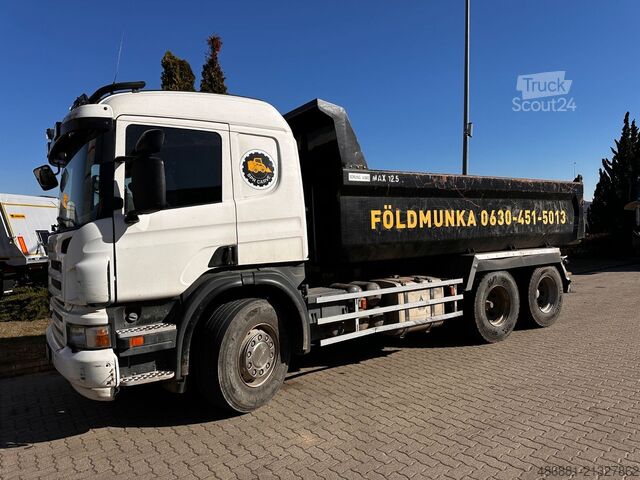 Autocarro con cassone ribaltab Scania P420