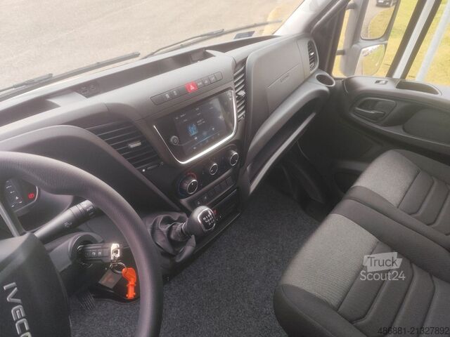 Kovček IVECO Daily 70C18