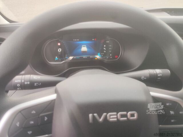 Kovček IVECO Daily 70C18