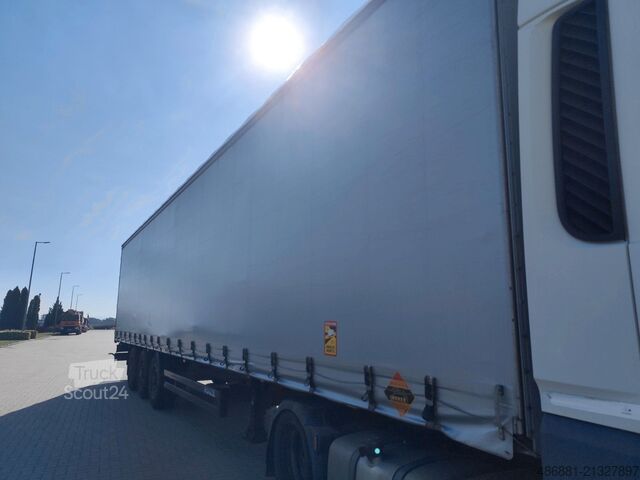 Laterale cu prelată tip perdea Kögel SN24