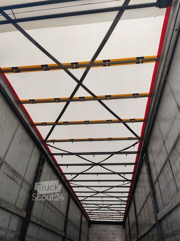 Laterale cu prelată tip perdea Kögel SN24