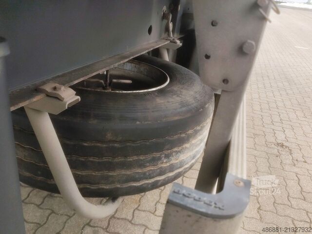 Самосвал Bodex KIS3B