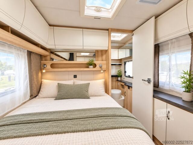 Caravana HOBBY De Luxe 495 WFB Modelljahr 2027 ausgestellt!