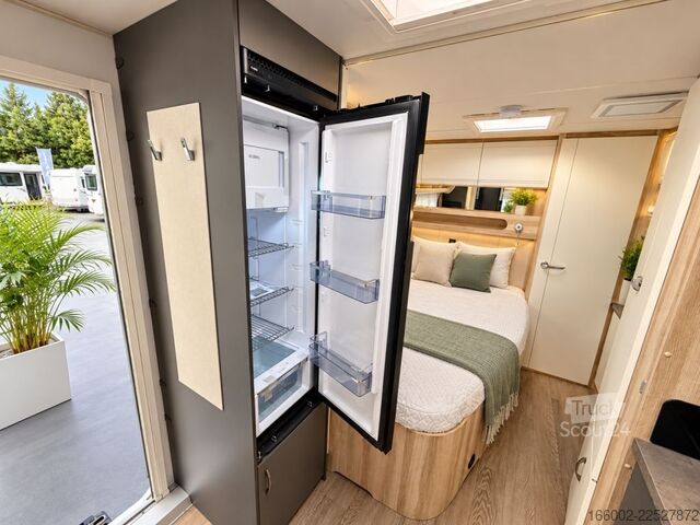 Caravana HOBBY De Luxe 495 WFB Modelljahr 2027 ausgestellt!