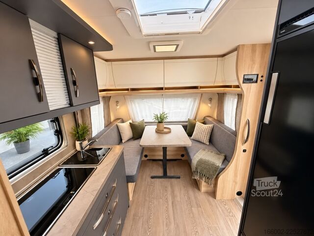 Caravana HOBBY De Luxe 495 WFB Modelljahr 2027 ausgestellt!