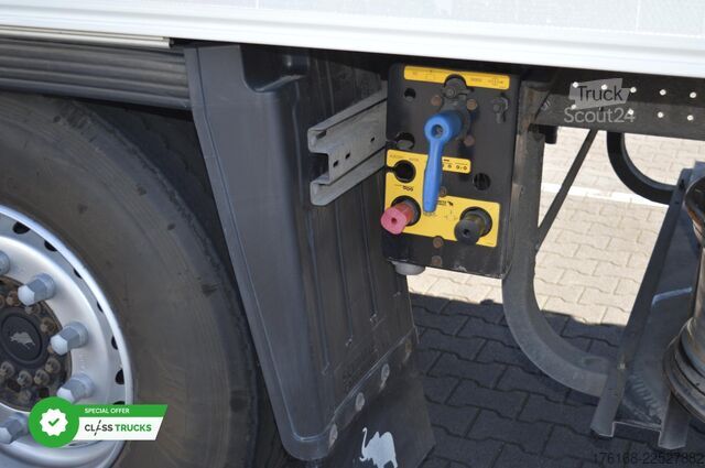 рефрижераторний напівпричіп SCHMITZ CARGOBULL SKO FP 60 ThermoKing SLXi 300