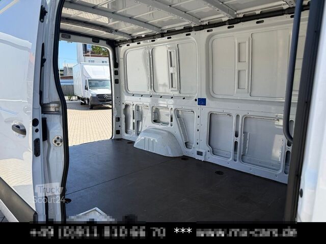 Панелен ван MERCEDES-BENZ Sprinter 315 RWD L2H1 Klima Kamera Navi Tempomat