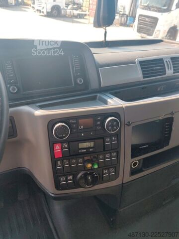 Стандартен влекач MAN TGX L.2007.46.001