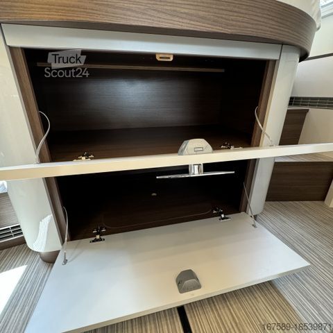 Integrirani avtodom BÜRSTNER Elegance I 920 G, Hubstützen,Vollluftfeder,VOLL