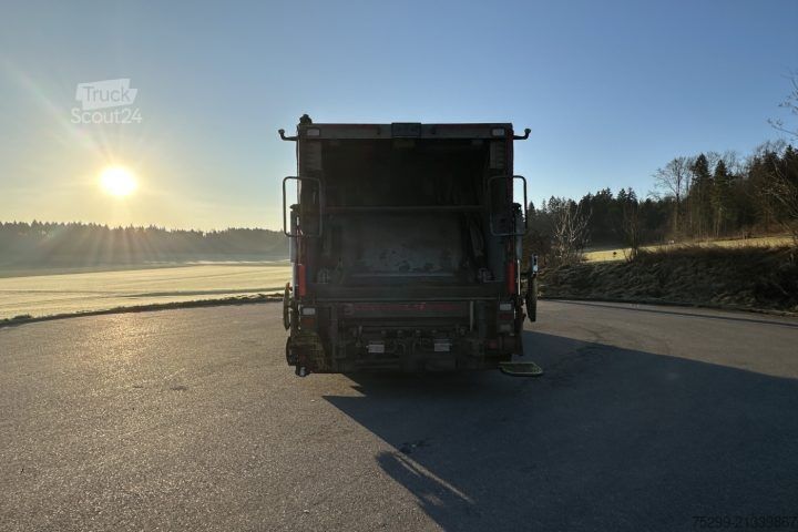 Søppelbilen Scania P280LB 6x2*4 Ochsner / Swiss-Vehicle