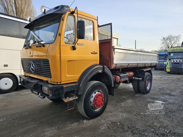 Tresidig tippbil Mercedes-Benz 1719 AK 4x4 V6 Steel/Steel Manuell Dreis