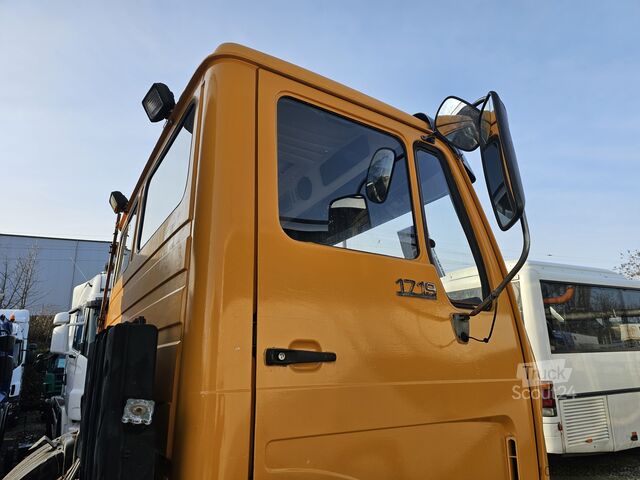 Tresidig tippbil Mercedes-Benz 1719 AK 4x4 V6 Steel/Steel Manuell Dreis