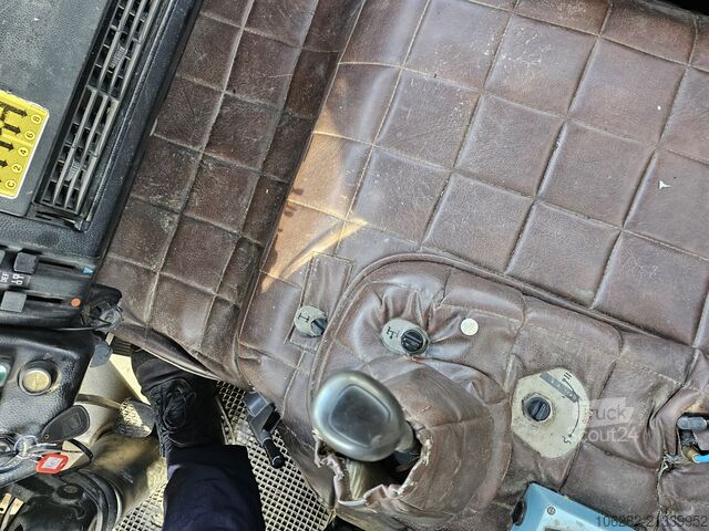 Tresidig tippbil Mercedes-Benz 1719 AK 4x4 V6 Steel/Steel Manuell Dreis