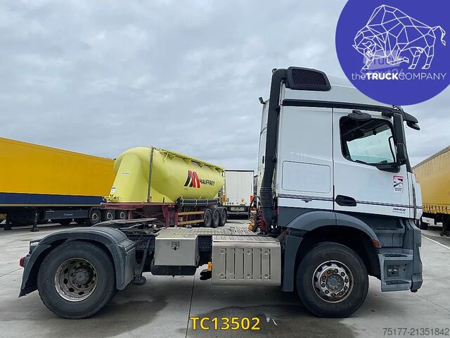 MTS standard Mercedes-Benz Arocs 1943