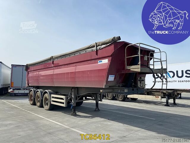 Самосвал MOL 32m3 geïsoleerd