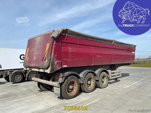 Самосвал MOL 32m3 geïsoleerd