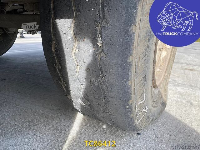 Самосвал MOL 32m3 geïsoleerd