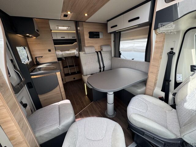 Félintegrált lakóautó KNAUS L!VE WAVE BLACK SELECTION 650 MEG