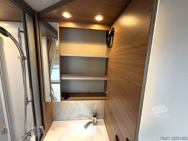 Camper semintegrato KNAUS Van TI VANSATION 550 MF L-Sitzgruppe, Automatik